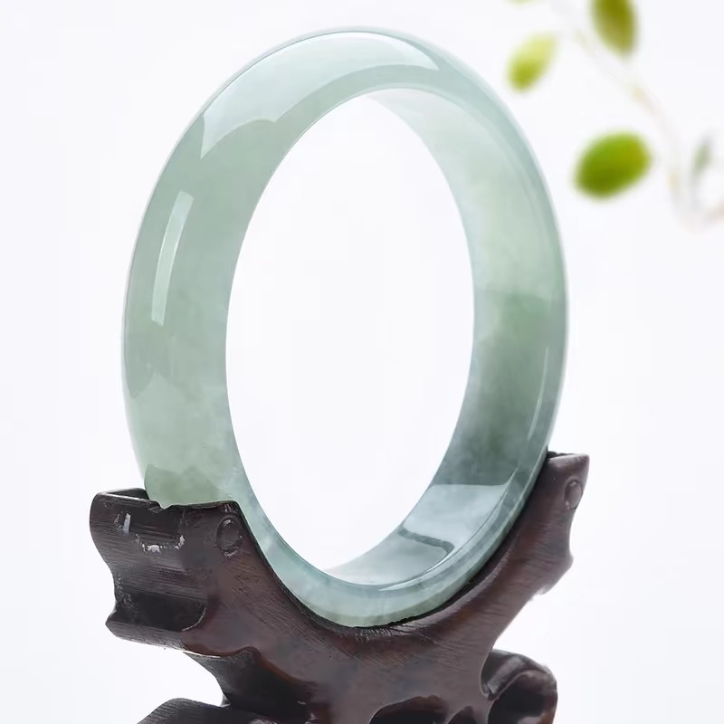 กำไลข้อมือหยกเก่าจากพม่า, หยกส - Lighting & Home Decor Studio Photos บทวิจารณ์และราคา